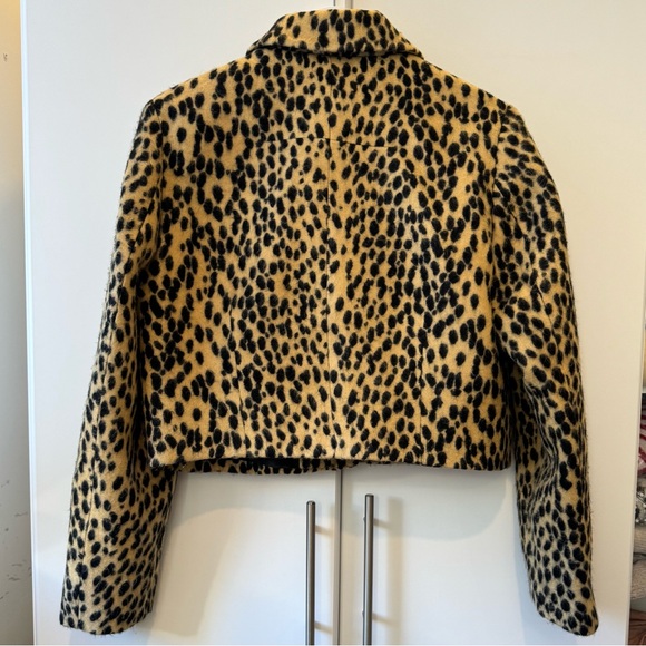 Brand New. Nocturne Leopard Printed Blazer. EU 40 (L) size, Fits like M-L. - Picture 5 of 15